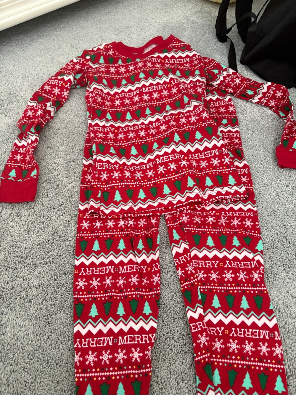 Kids Red 'Merry' Holiday Pajama Set - Brand Unknown